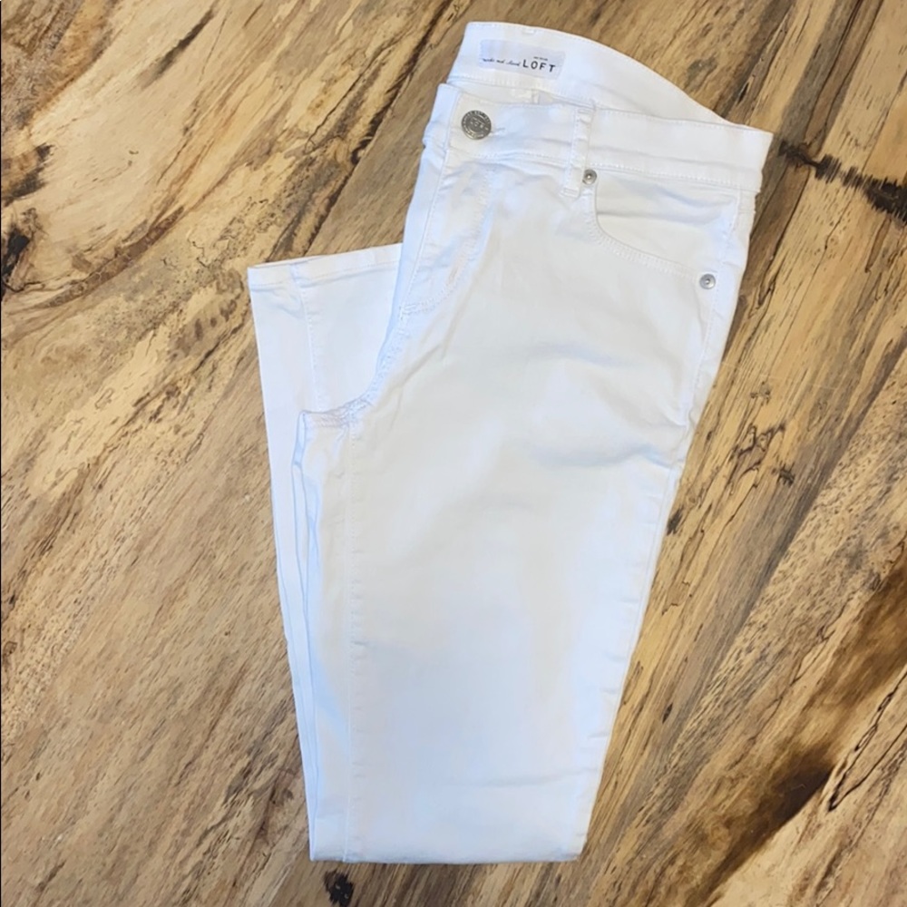 Perfect condition Ann Taylor jeans white skinnis